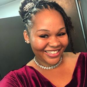 Meet your Posher, Dajanae